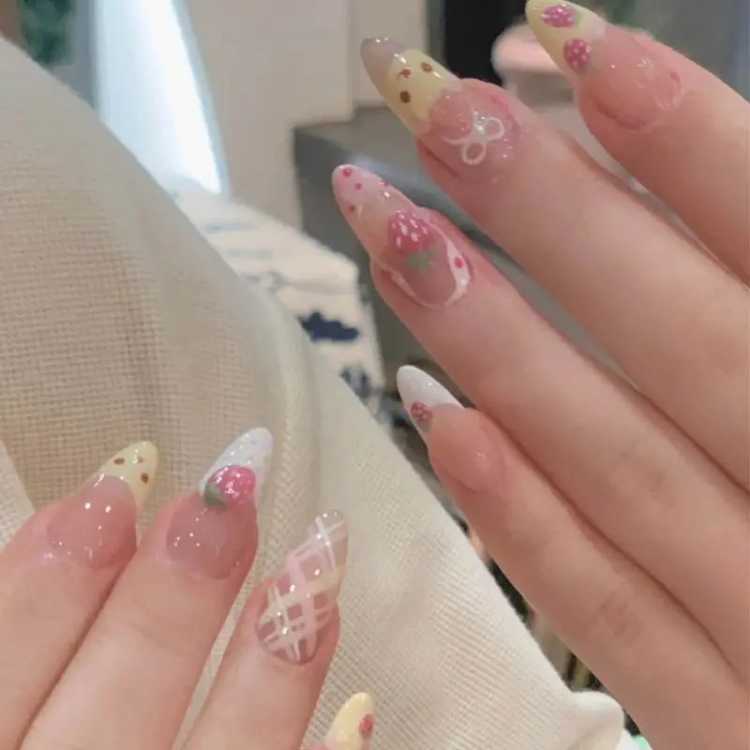 10Pcs Almond Press on Nails with Pink Strawberry Bear Design Acrylic False Nails Cute Full Cover Sweet Girl Wearable Nail Tips 66
